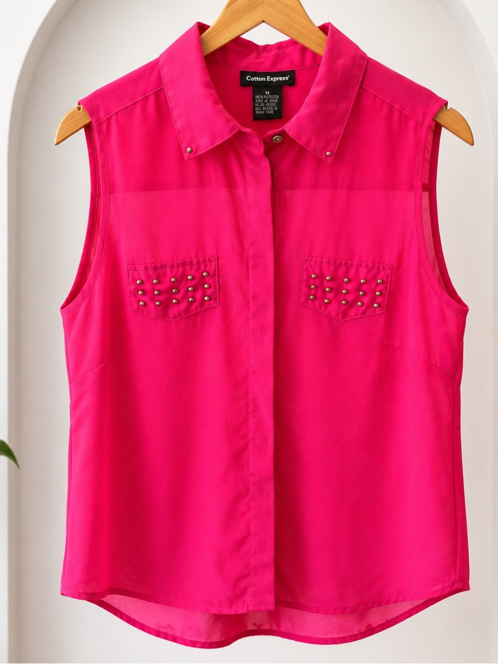 Barbiecore Weatern Romance Hot Pink Sheer Beaded Blouse. EUC • M